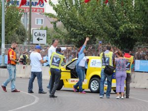 Özlem Çerçioğlu, Direksiyonda Şov Yaptı