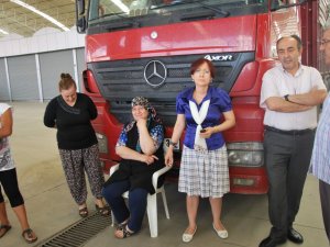 Aydın Büyükşehir Belediyesi'ne Kömür Eylemi
