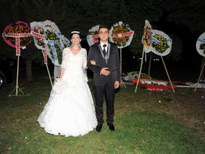 Gökhan Kılınç ile Özge Işık dünya evine girdi