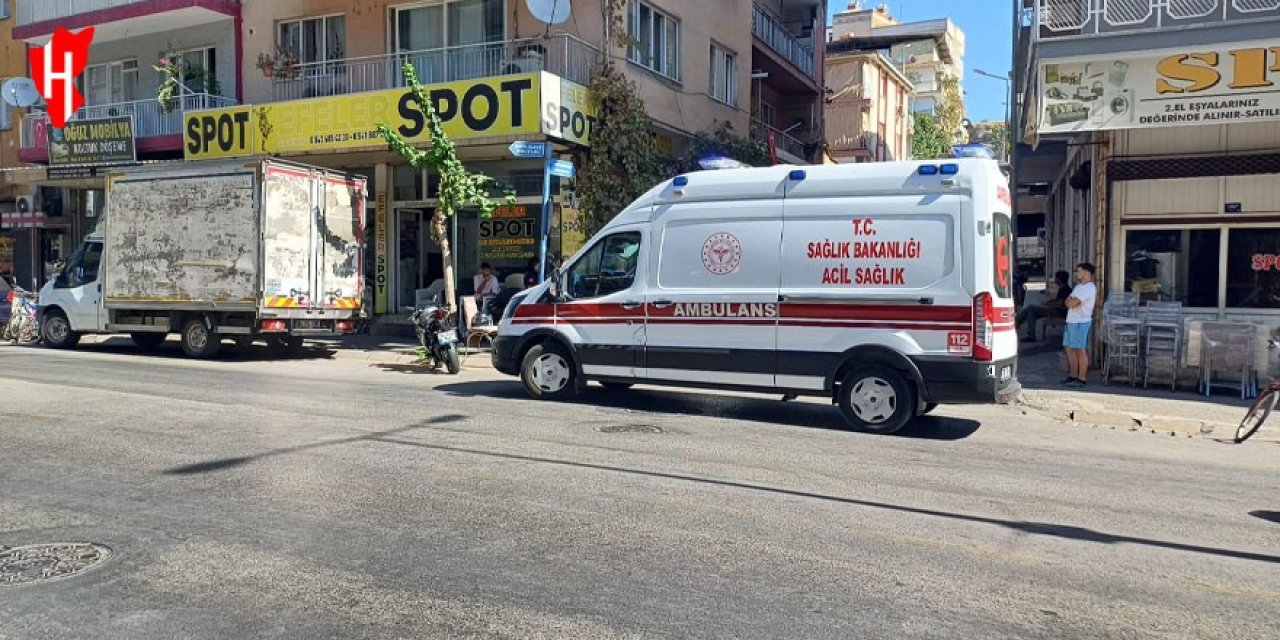 Motosikletle otomobil çarpıştı: 1 yaralı