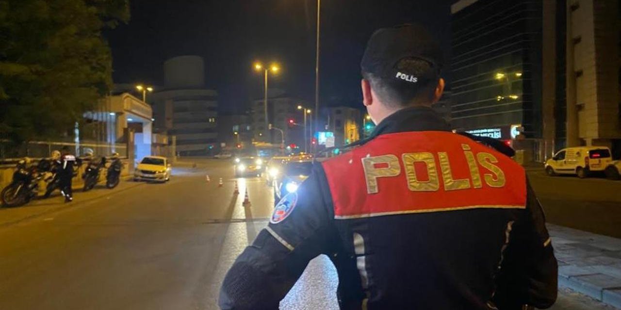 “Dur” İhtarına Uymayan Sürücü Kaçtı, Kovalamaca Başladı