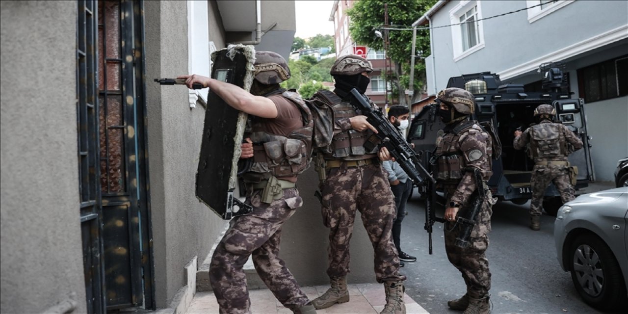 Terör propagandası operasyonu: 3 gözaltı