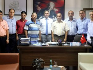 Örgütlenen Muhtarlar, Başkan Mesut Özakcan’ı Ziyaret Etti