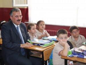 Aydın’da 176 Bin 502 Öğrenci Ders Başı Yaptı