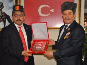 Haluk Alıcık, Gaziler Günü Mesajı Yayınladı