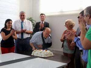 Başkan Mesut Özakcan'a Sürpriz Doğum Günü