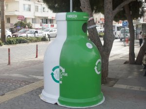 Didim’de Cam Şişeler Cam Kumbaraya