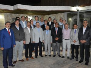 Kaymakam Mehmet Okur, Kaymakamlara Veda Yemeği Verdi