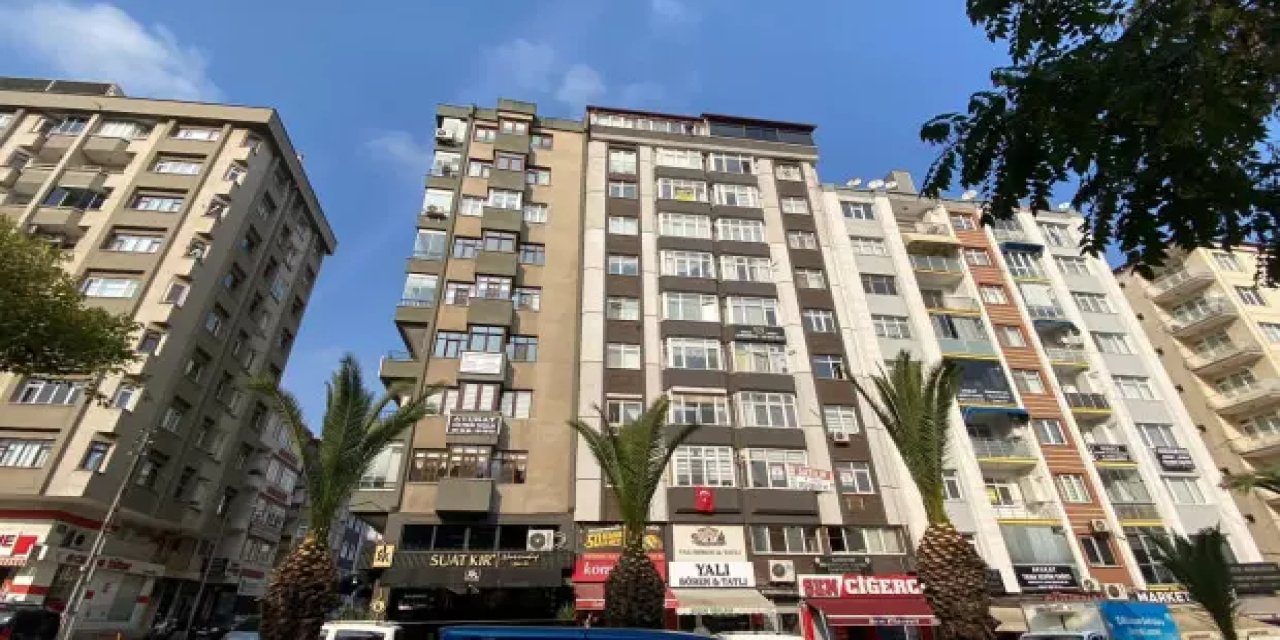 Komşunun bir odasını kendi dairesine kattı