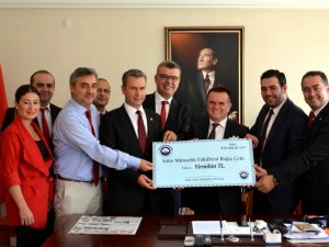 Söke'li İşadamları 2'inci Fakülteye 20 Bin TL Bağış Yaptı