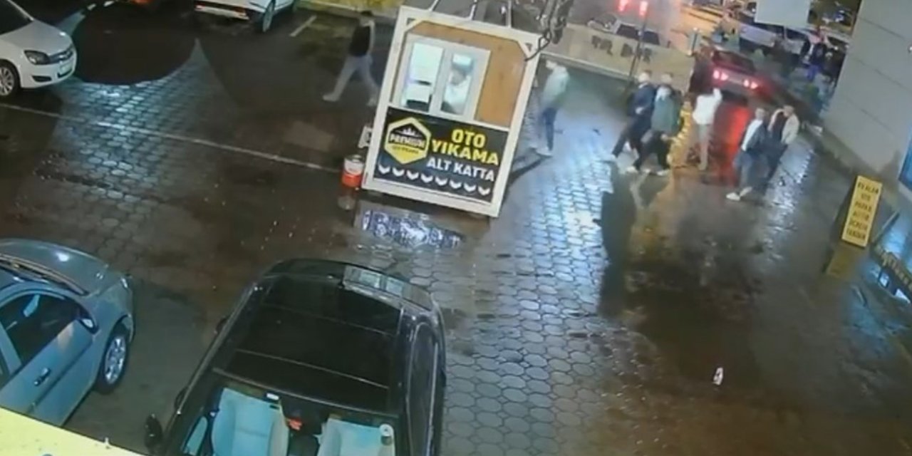 "Yan baktın" kavgasında 6 yerinden bıçaklanan 23 yaşındaki genç hayatını kaybetti