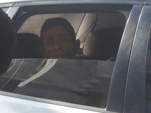 Oturduğu Apartmanda Hint Keneviri Yetiştirdi