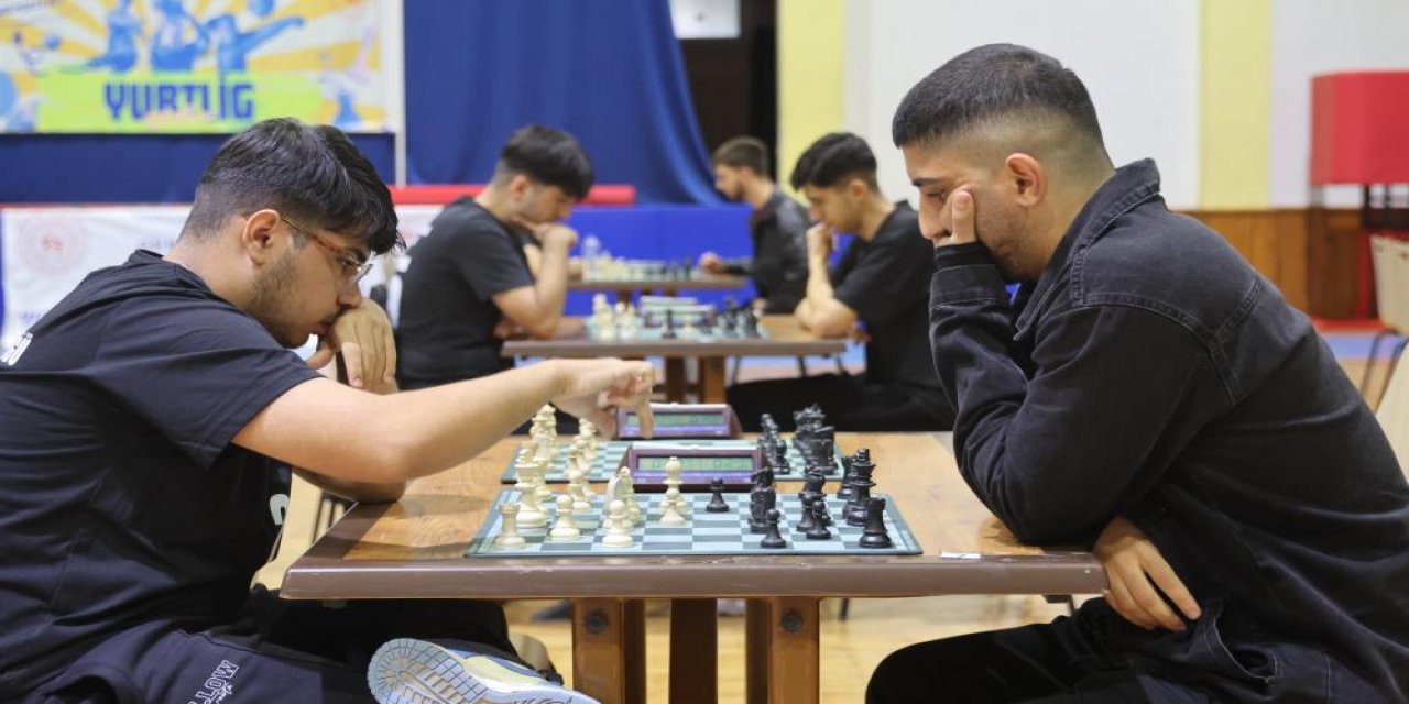 Yurtlar arası satranç turnuvası başladı
