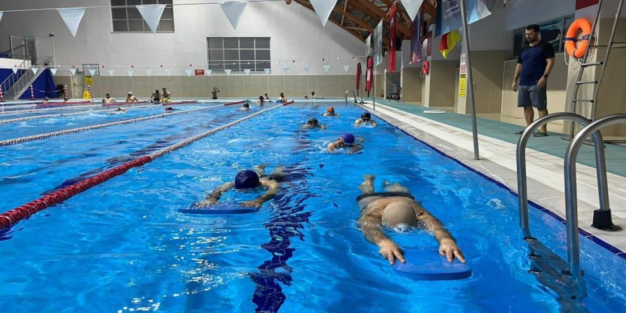 Aydın'da 'Yüzme Bilmeyen Kalmasın' eğitimleri aralıksız sürüyor