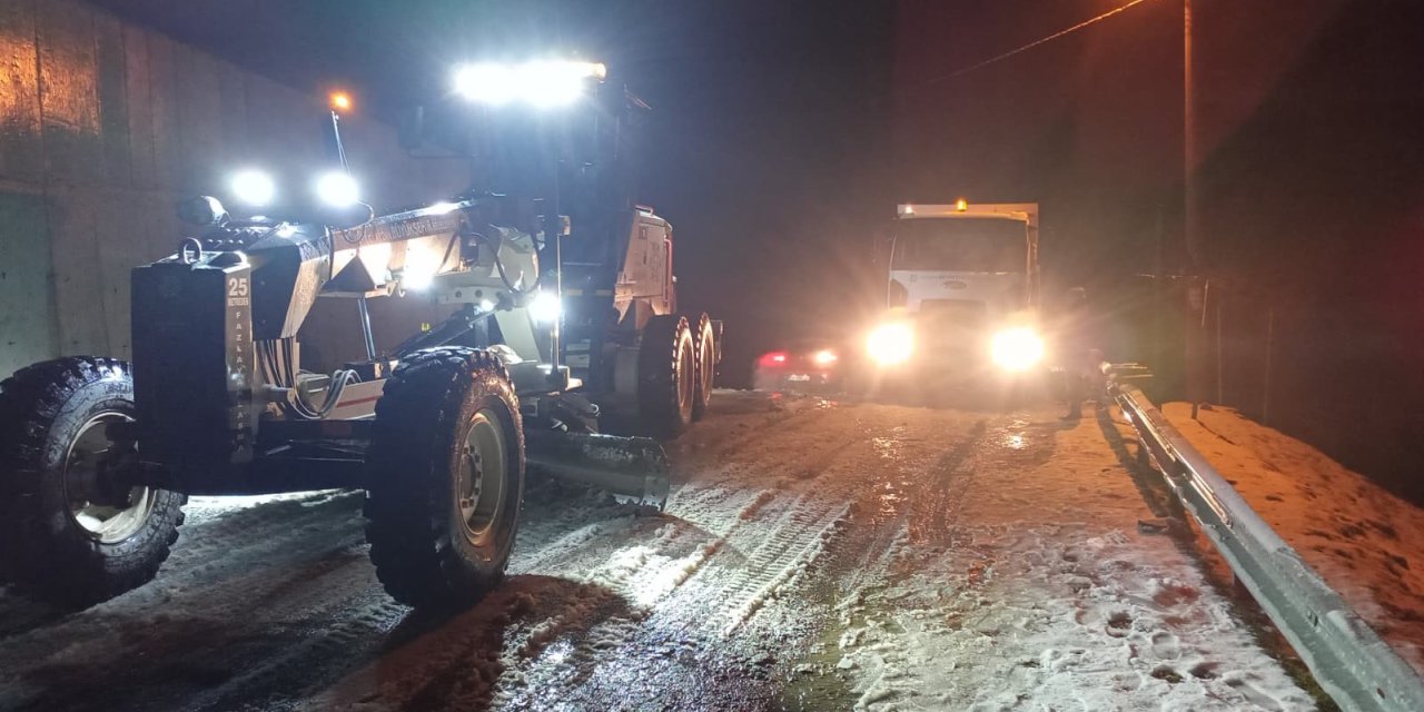 Aydın’da ekiplerin kar mesaisi başladı!