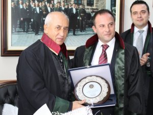 Aydın Barosu'nda Devir-Teslim Töreni Yapıldı