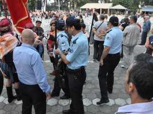 Yenipazar'da Efelerin Tüfeklerine El Konuldu