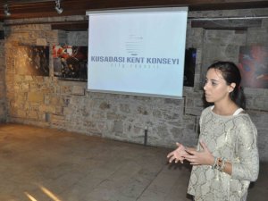 Kuşadası’nda Gençlik Meclisi Toplandı