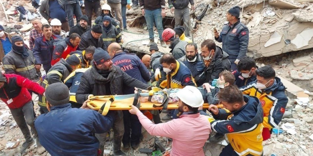 51 kişiye mezar olan binanın yıkılmasına Tofaş Fiat bayisinin kolon kesmesi sebep oldu