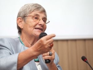 Canan Karatay: Zeytinyağı Yiyin, Zayıflayın