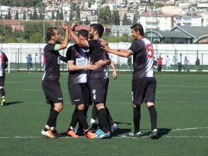 Aysınspor, SHÇEK Spor'u 4-0 Mağlup Etti