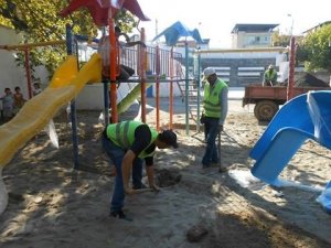 Koçarlı Belediyesi İlçedeki Parkları Bakıma Aldı