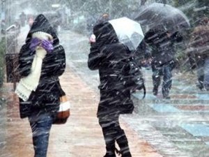 Dikkat! Yağışla Birlikte Sıcaklıklar Düşecek