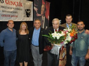 Ahmet Taner Kışlalı, Kuşadası'nda Anıldı