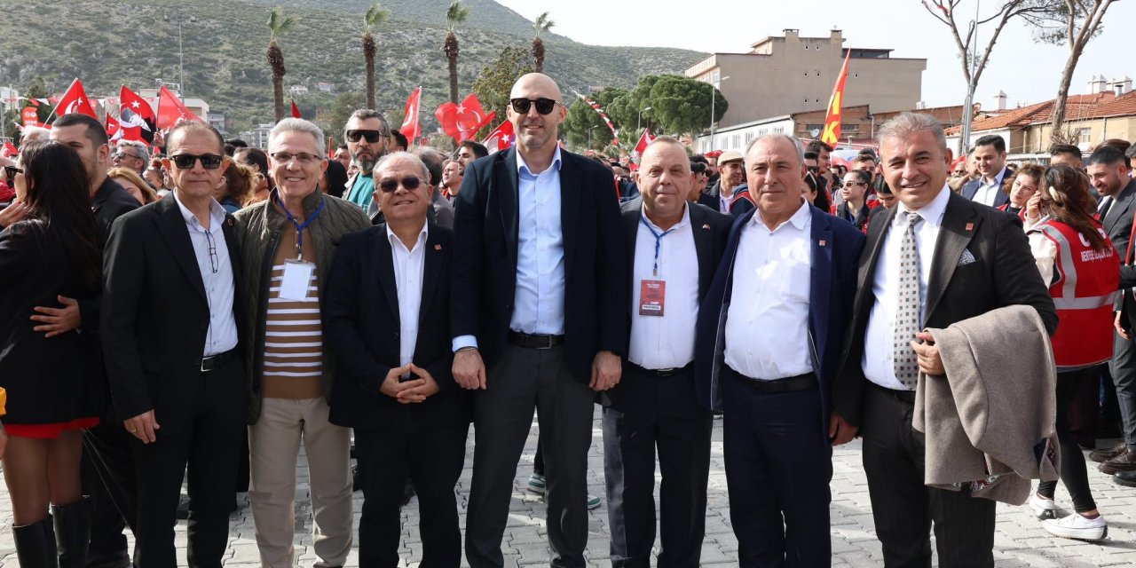 Özgür Özel Milas’ta vatandaşlarla buluştu: Aydın’dan tam destek!