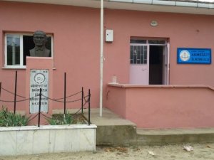 Koçarlı'da Akmescit İlkokulu Yenilendi