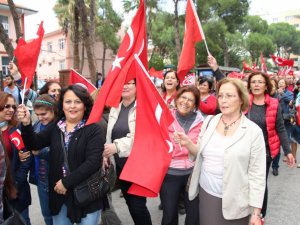 ‘Bayrağına Sahip Çık’ Yürüyüşü Düzenlendi