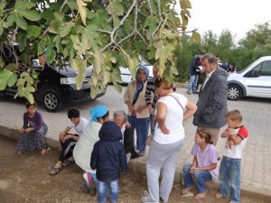 Pazarcılık Yapan Yaşlı Kadının Evi Yandı
