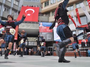 Nazilli, Cumhuriyet Bayramı'nda 'Mehteran' ve 'Zeybek'le Coştu