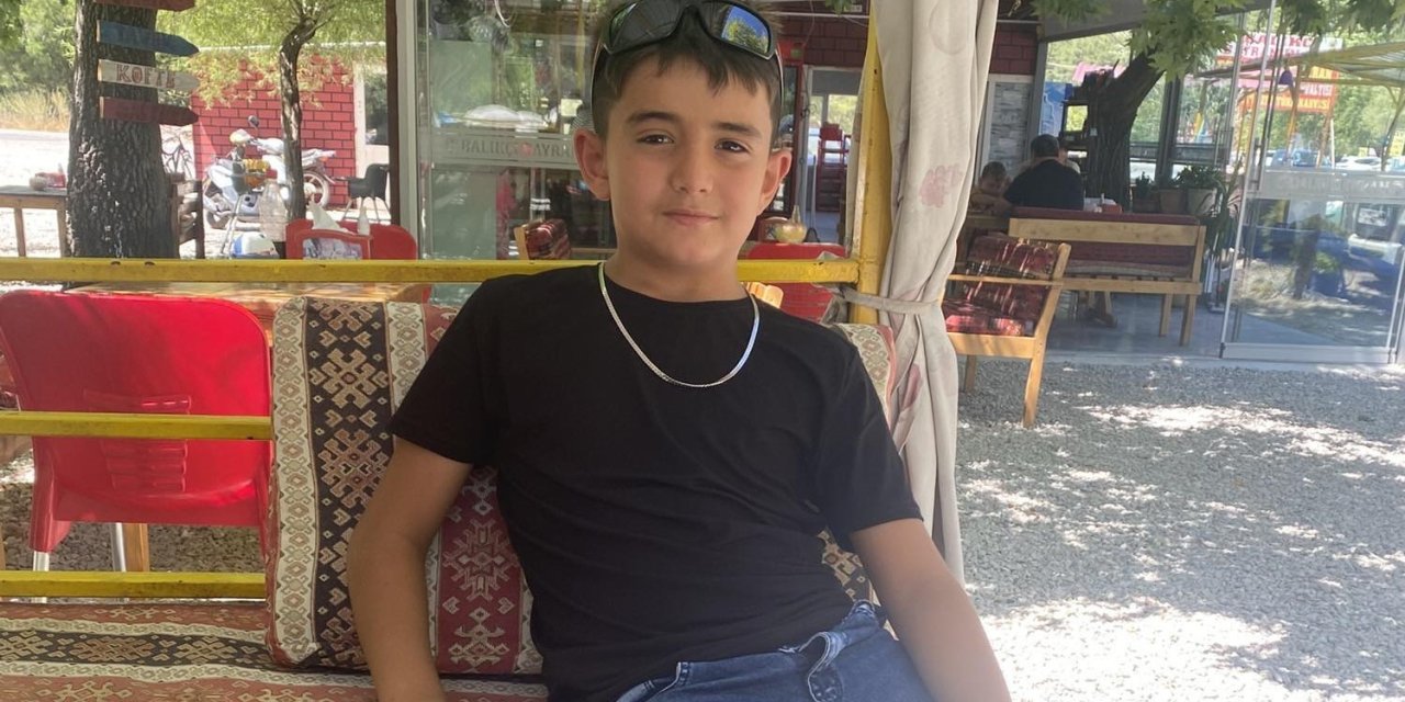 Motosikletle ağaca çarpan 11 yaşındaki çocuk sürücü hayatını kaybetti
