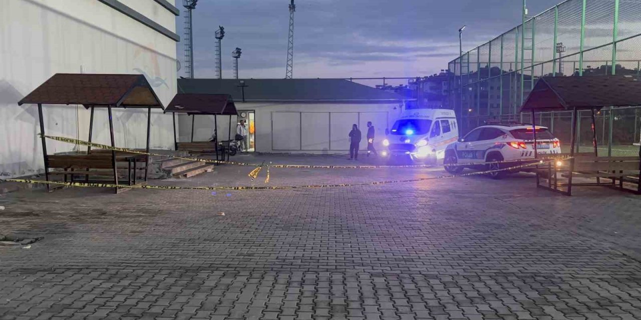 Arkadaş tartışması ölümle bitti: Kalbinden bıçaklanan çocuk hayatını kaybetti