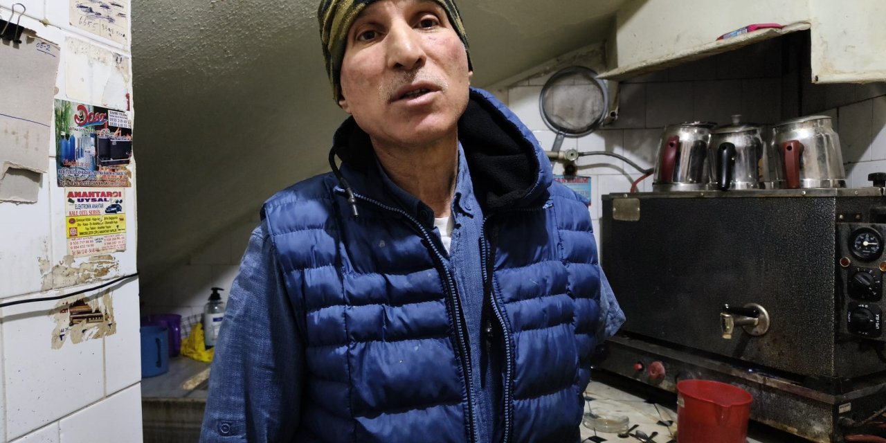 Tek koluyla hayata dört elle sarıldı