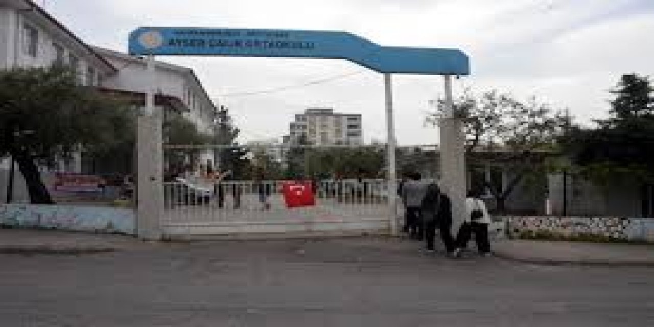 Saldırının gerçekleştiği Ayser Çalık Ortaokulu kapatılıyor
