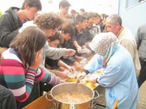 Nazilli Menderes Anadolu Lisesi ‘Aşure Hayrı’ Düzenledi