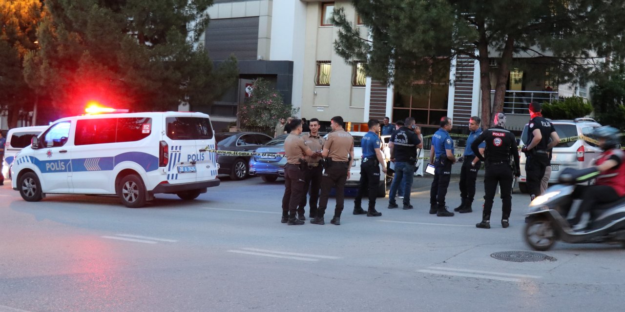 Denizli’de otomobile silahlı saldırı: 2 kız kardeş yaralandı