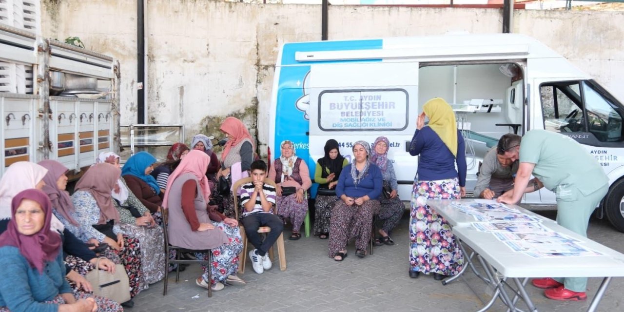 Sağlıkta mobil devrim! Diş kliniği vatandaşın ayağına gitti