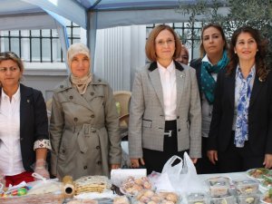 MHP'li Kadınlardan Anlamlı Kermes