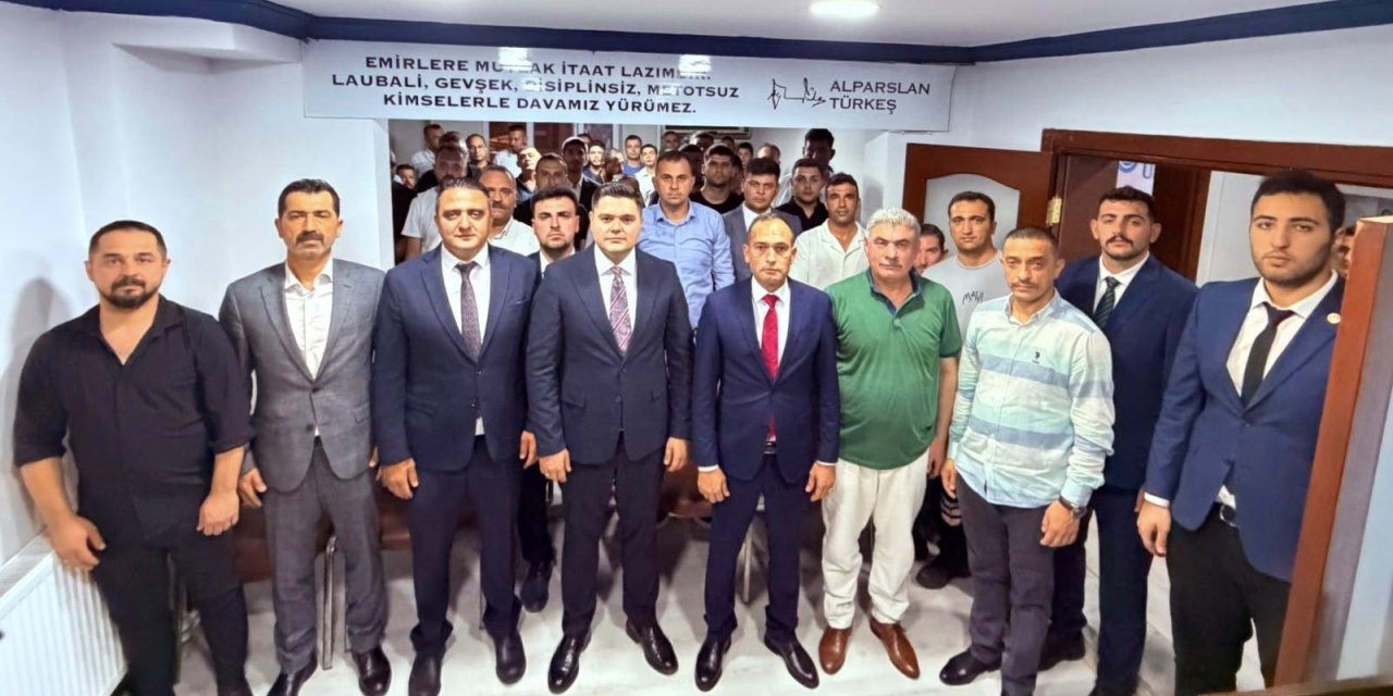 Nazilli Ülkü Ocakları Başkanı Barış Korkmaz oldu