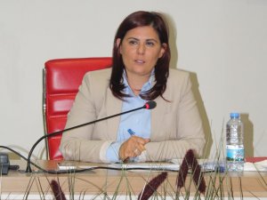 'Çiftlik Sahası Zebil Olursa, İki Elim Yakalarında Olur'