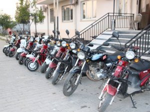 Emniyet Tescilsiz Motosikletlere Savaş Açtı