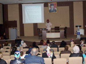 Aydın Büyükşehir Belediyesi ‘Anne Baba Okulu’ Eğitim Semineri Düzenledi