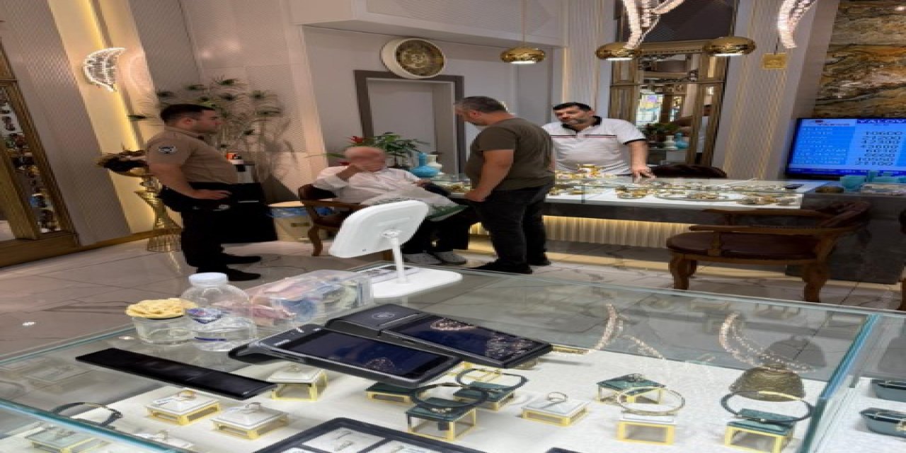 81 yaşındaki vatandaşı dolandırılmaktan kurtardı