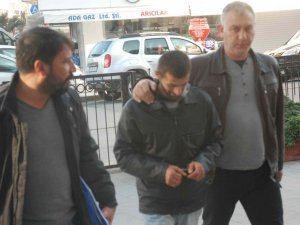 Kuşadası'nda 1,5 Kilo Esrar Yakalandı