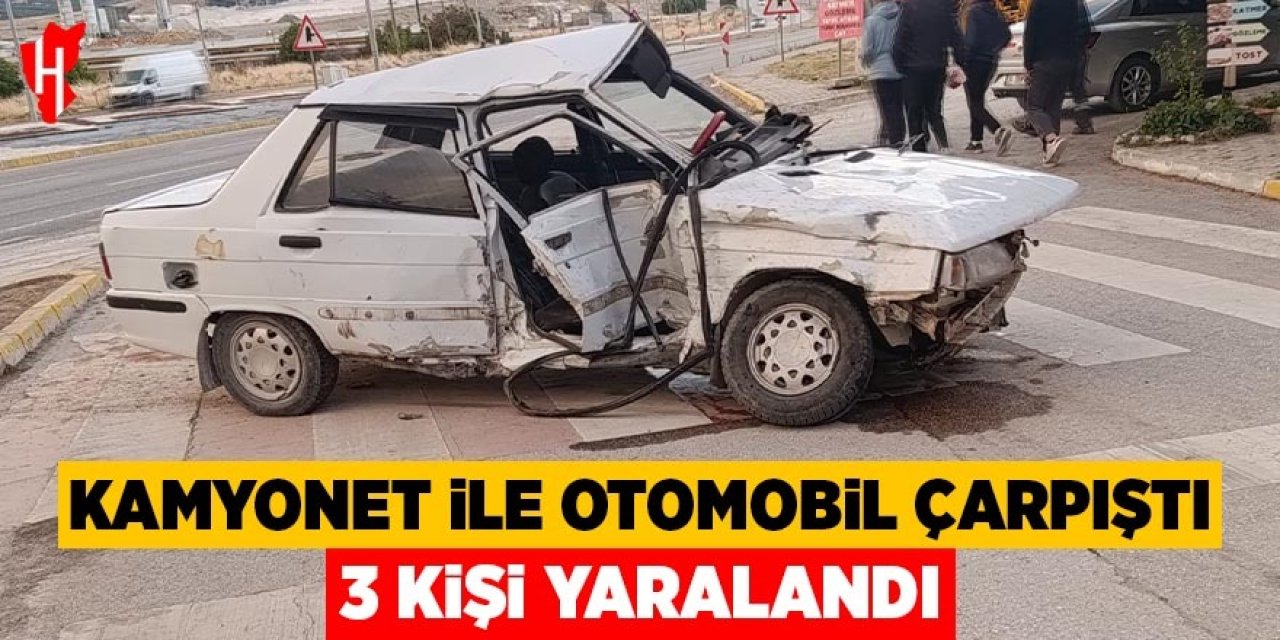 Kamyonet ile otomobil çarpıştı: 3 yaralı