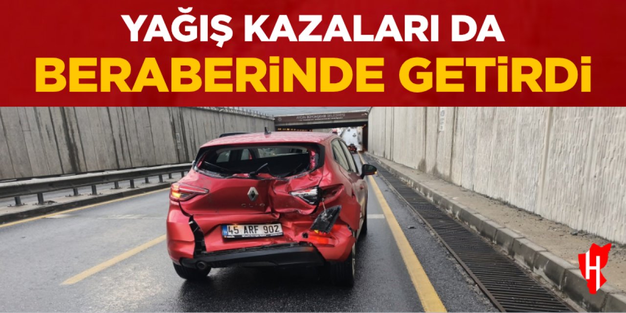 Yağış kazaları da beraberinde getirdi