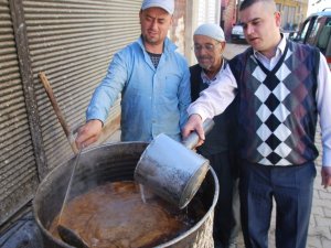 Asırlık Sistemle Zeytinyağlı Sabun Üretiyorlar